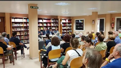 Presentació de la Revista Mascançà en la Biblioteca de Mollerussa
