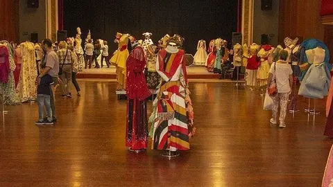 Record Guinnes Vestits de Paper a Mollerussa 4