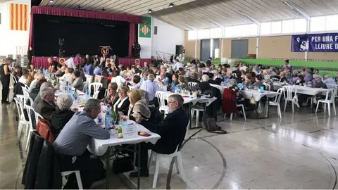Imatge del dinar de celebració de la festa de la vellesa a Bell-lloc