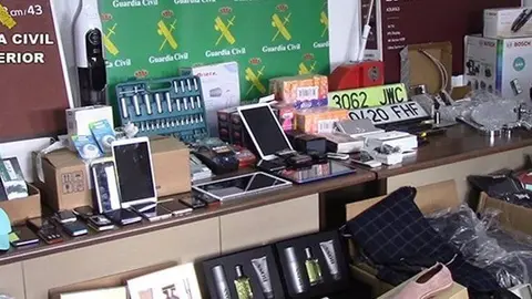 El material recuperat per la Guàrdnia Civil