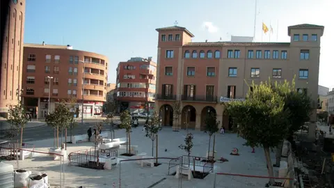 Imatge de la plaça de l'Ajuntament de Mollerussa