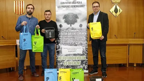Fotografia de l'acte de presentació de la campanya de reciclatge d'Alpicat