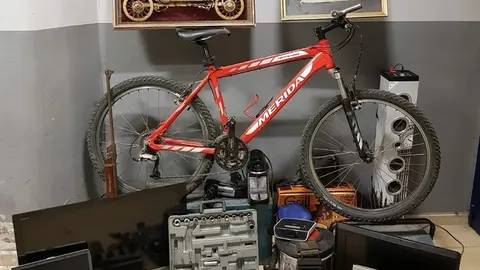 Material encautat pels Mossos d'Esquadra en el domicili dels detinguts