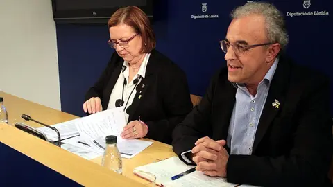 La presidenta de la Diputació de Lleida, Rosa Maria Perelló, amb el vicepresident Enric Mir