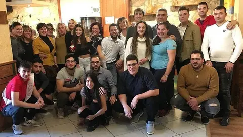 El Team de les pizzeries Breiko us dessitja unes Bones Festes