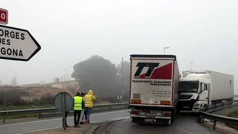 Els dos camions que han topat a l'N-240, a la sortida de Lleida