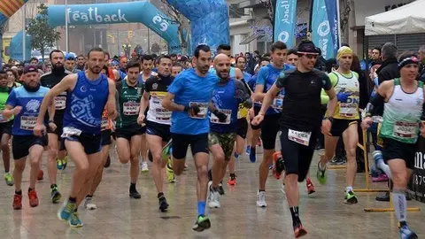 Sortida de la Cursa de l'Indiot de Mollerussa