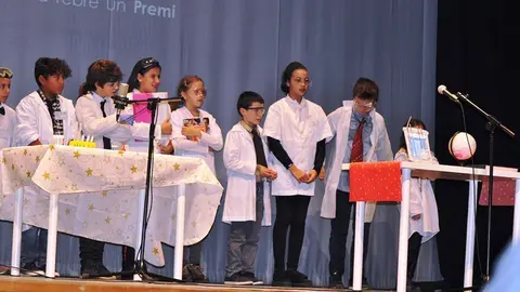 El festival de Nadal de l'escola Les Arrels de Mollerussa 1