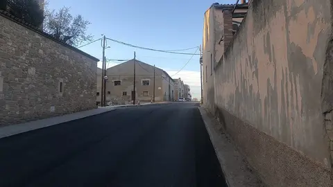 Imatge de la pavimentació de l'entrada a Bellvís des de Bell-Lloc 2