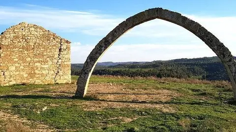 L'Arc d'Adà de Llardecans.