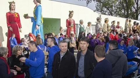 Trobada Gegantera en la Fira de l'Estany d'Ivars d'Urgell