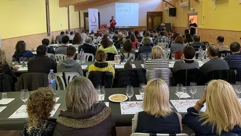 Xavi Ayala dirigeix el tast Vi per Vida a Juneda, organitzat per Tastavins