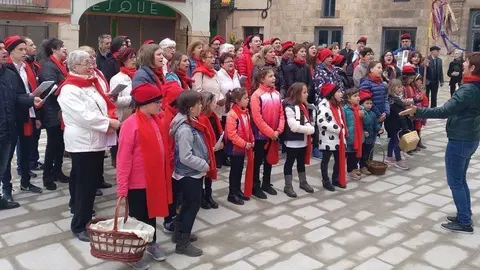 Les caramelles, a la plaça Major de Tàrrega (3)