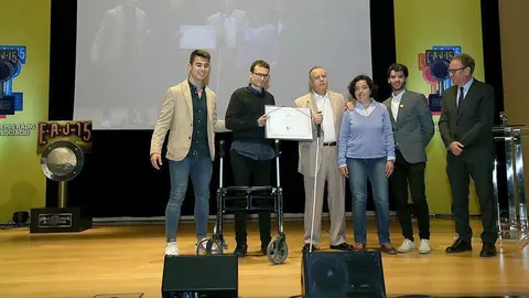 L'equip d'Alpicat Ràdio recull el Premi Ràdio Associació de Catalunya