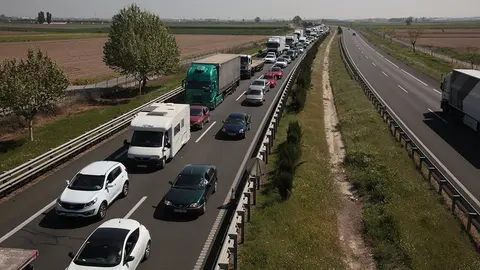 Retencions a l'autovia A-2 en el tram de la demarcació de Lleida