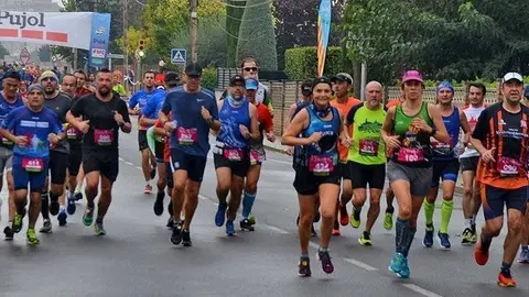 Participants en la Mitja Marató de Mollerussa