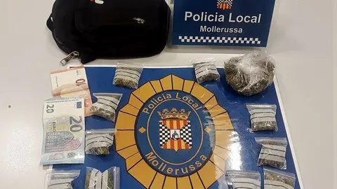 Material confiscat per la Policia Local de Mollerussa