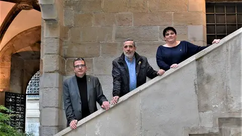 El nou director de l'IEI, Joan Josep Ardanuy, amb Joan Talarn, i Estefania Rufach