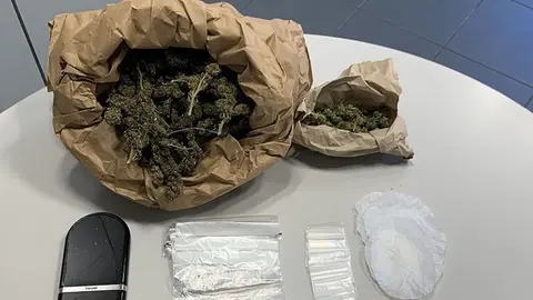 La droga i els estris que van trobar els Mossos d'Esquadra  a Arbeca