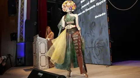 La Torre Galatea segon premi de vestits de fantasia