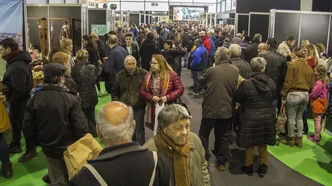 Públic visitant de la Fira de l'Oli Verge Extra i les Garrigues del 2020