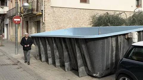 Piscina al carrer Indùstria de Les Borges Blanques