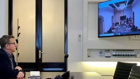 El president de la Diputació Joan Talarn en la reunió amb el president Quim Torra