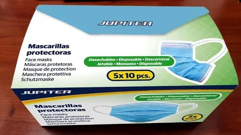Un paquet de les mascaretes que ha adquirit per la Diputació de Lleida