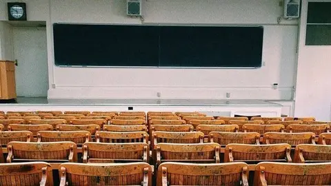 auditorium-benches-chairs-class-207691-PORTADA