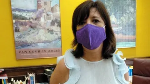 Pla mitjà de la síndica municipal de greuges de Lleida, Dora Padial, el 9 de juliol del 2020. (Horitzontal)