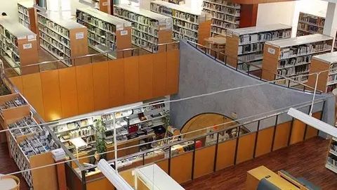 Biblioteca Pública de Tàrrega - Germanes Güell