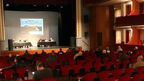 L'assemblea de regants dels Canals d'Urgell, al Teatre L'Amistat