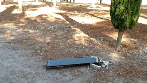 Lluminàries arrencades al Parc de Sant Eloi de Tàrrega