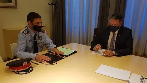 El major dels Mossos d'Esquadra, Josep Lluís Trapero, i el conseller d'Interior, MIquel Sàmper