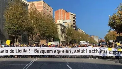 Marxa dels empresaris hoteleria i autónoms @HostaleriaLleida