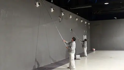 2 - Treballs de pintura, avui a l'Espai MerCAT de Tàrrega