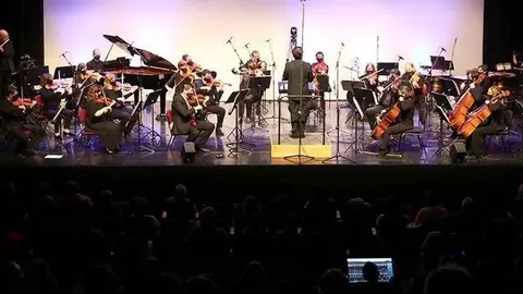 L'Orquestra Julià Carbonell a l'escenari de La Lira de Tremp @ACN