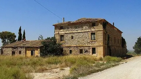 Cal Macià al nucli de Vallmanya al terme d’Alcarràs @Territoriscat