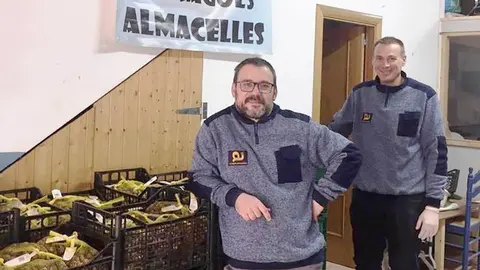 CARAGOLS ALMACELLES Xavier Corral Vidal i Xavier Uriach Daniel