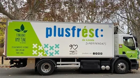 Vehicles de transport sostenibles de la cadena Plusfresc ©Plusfresc