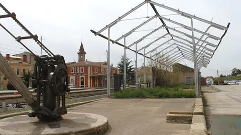 La grua que està previst conservar al seu lloc actual @ajtàrrega