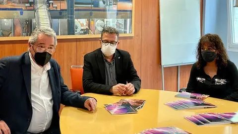 Joan Talarn amb els directius del diri Segre