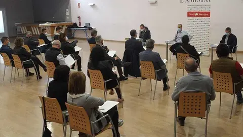 El director de Fira Mollerussa, Xavier Roure amb els expositors