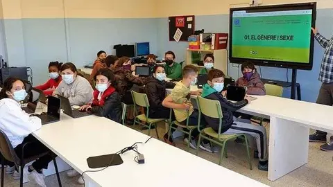 Els alumnes de l'escola Mestre Ignasi Peraire que han participat en el projecte @Territoriscat