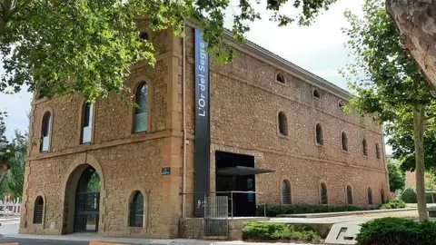 Façana Or del Segre.