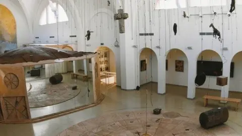 Interior de l'Espai Guinovart d'Agramunt