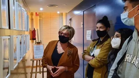 Exposició 'Emplastificats', a la seu del Consell Comarcal del Segrià.