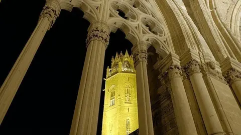 El campanar de la Seu Vella des del claustre - Foto: Consorci del Turó de la Seu Vella