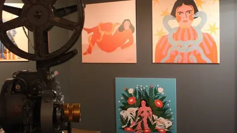 Tres de les obres exposades a 'Redrum', Museu de Tàrrega - Foto: cedida per l'Ajuntament de Tàrrega