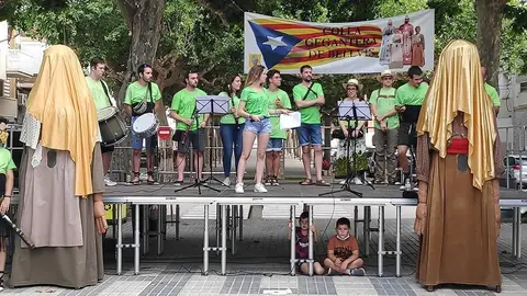 Tobada Gegantera de Bellvís celebra 25 anys dels gegants Tonet i la Sileta @Bellvís